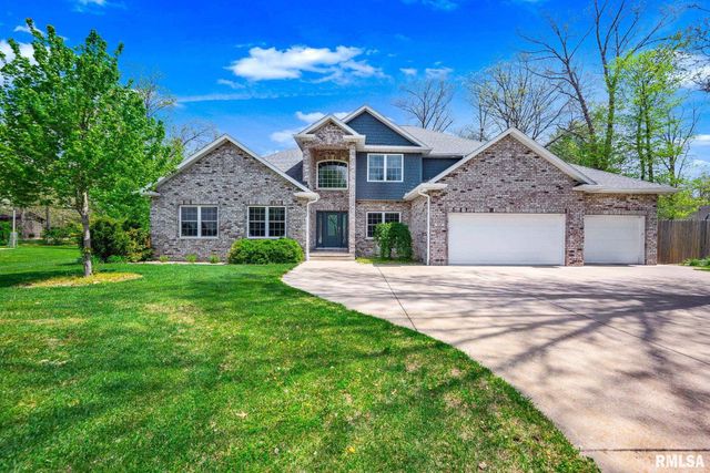 216 HIDDEN BROOK Drive, Groveland, IL 61535