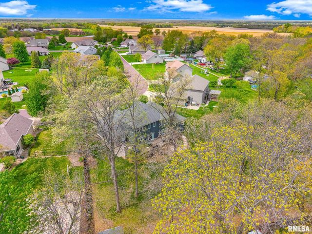 216 HIDDEN BROOK Drive, Groveland, IL 61535