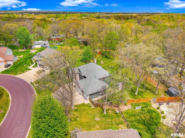 216 HIDDEN BROOK Drive, Groveland, IL 61535