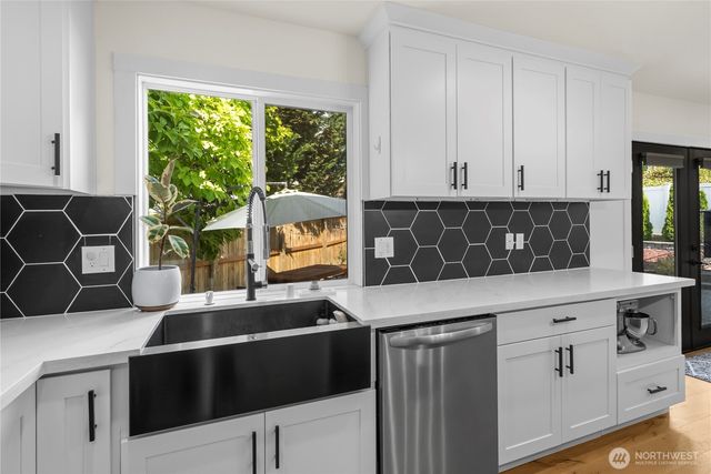 2203 28th Court SE, Auburn, WA 98002