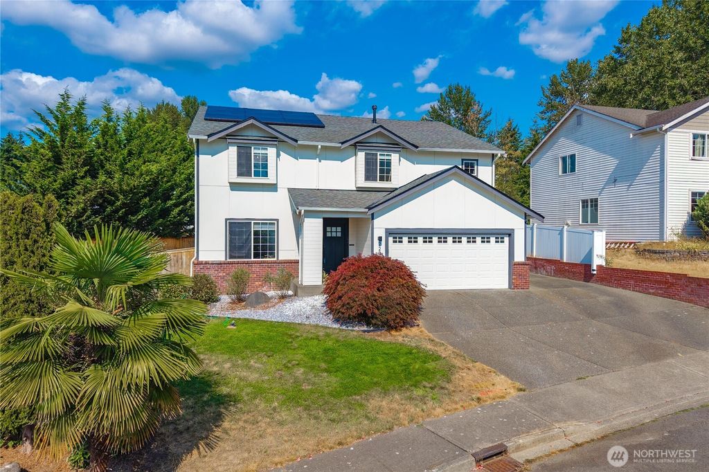 2203 28th Court SE, Auburn, WA 98002