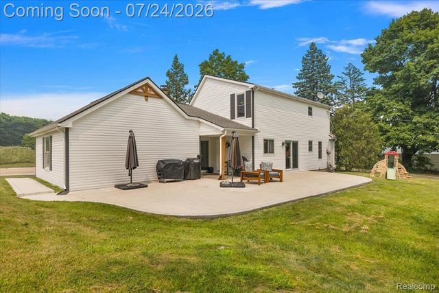 3365 Maybee Road, Orion Charter Township, MI 48359