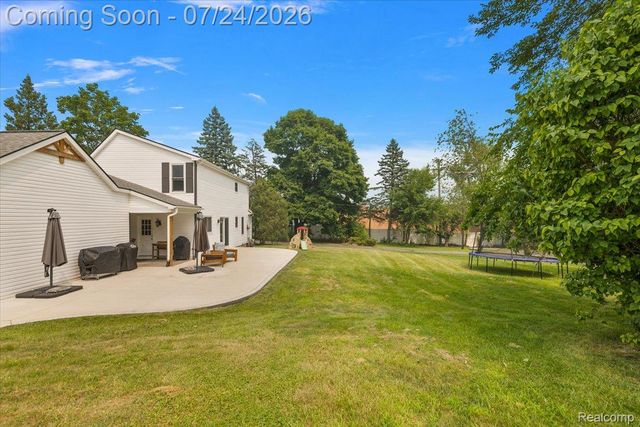 3365 Maybee Road, Orion Charter Township, MI 48359