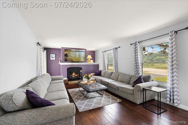 3365 Maybee Road, Orion Charter Township, MI 48359