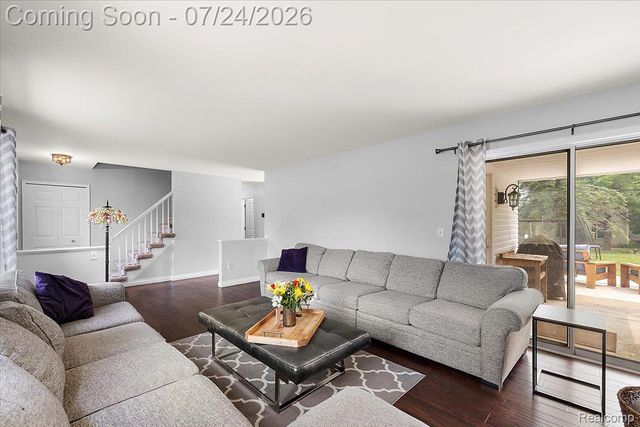 3365 Maybee Road, Orion Charter Township, MI 48359