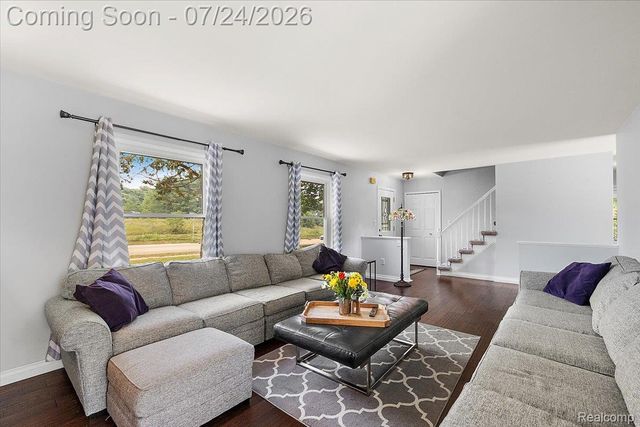 3365 Maybee Road, Orion Charter Township, MI 48359