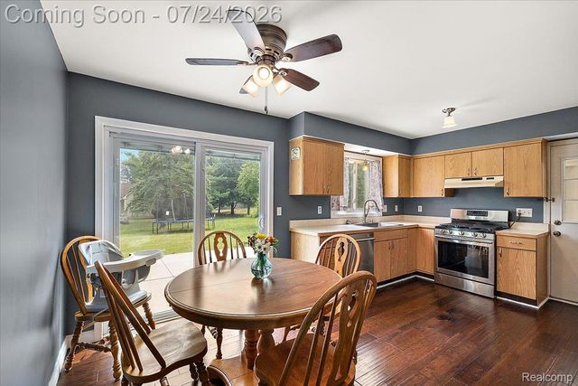 3365 Maybee Road, Orion Charter Township, MI 48359