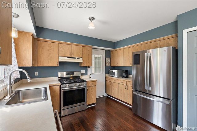 3365 Maybee Road, Orion Charter Township, MI 48359