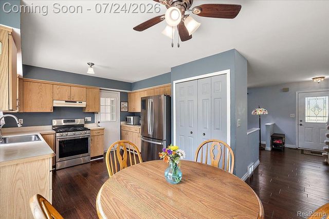 3365 Maybee Road, Orion Charter Township, MI 48359