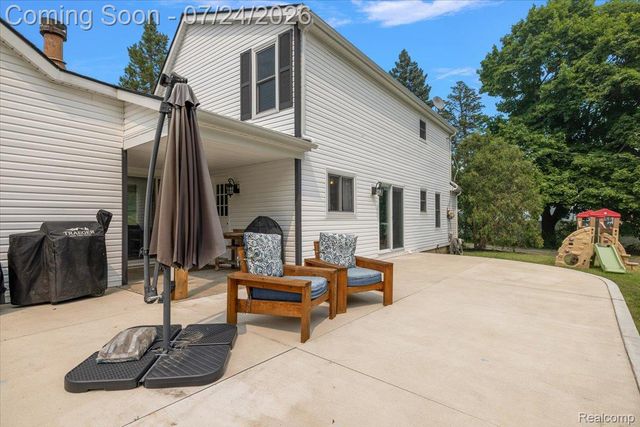 3365 Maybee Road, Orion Charter Township, MI 48359