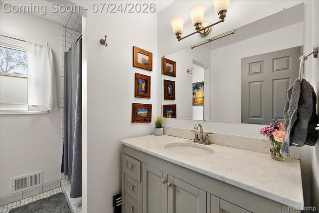 3365 Maybee Road, Orion Charter Township, MI 48359