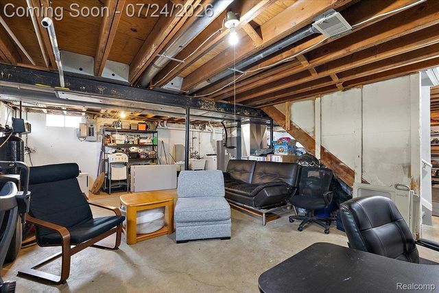 3365 Maybee Road, Orion Charter Township, MI 48359