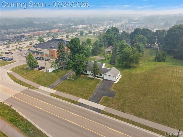 3365 Maybee Road, Orion Charter Township, MI 48359