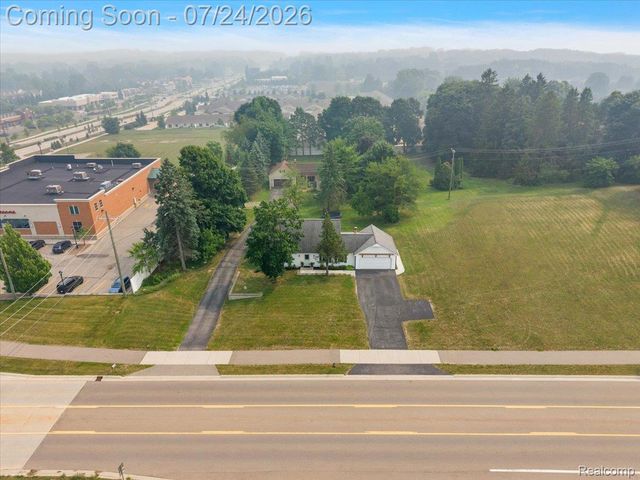 3365 Maybee Road, Orion Charter Township, MI 48359