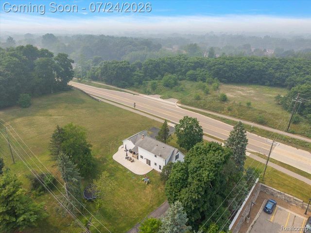 3365 Maybee Road, Orion Charter Township, MI 48359