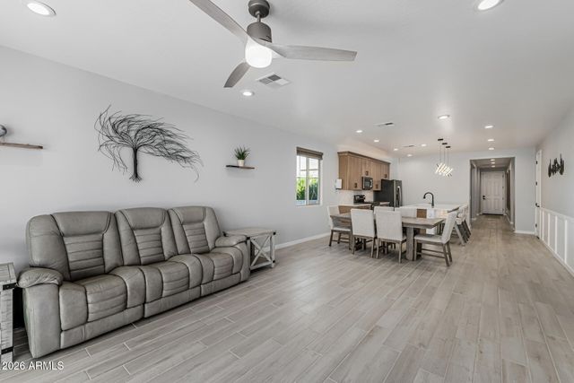 1656 E JOELLE Drive, Casa Grande, AZ 85122