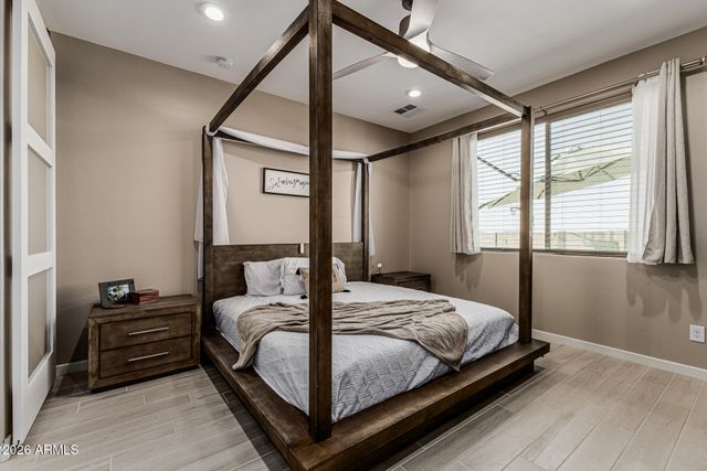 1656 E JOELLE Drive, Casa Grande, AZ 85122