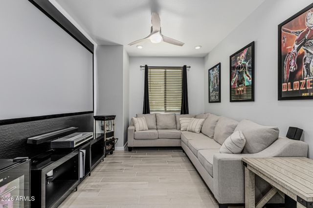 1656 E JOELLE Drive, Casa Grande, AZ 85122