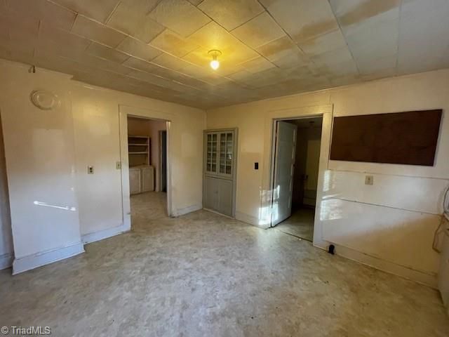 603 Oak Avenue, Lexington, NC 27292