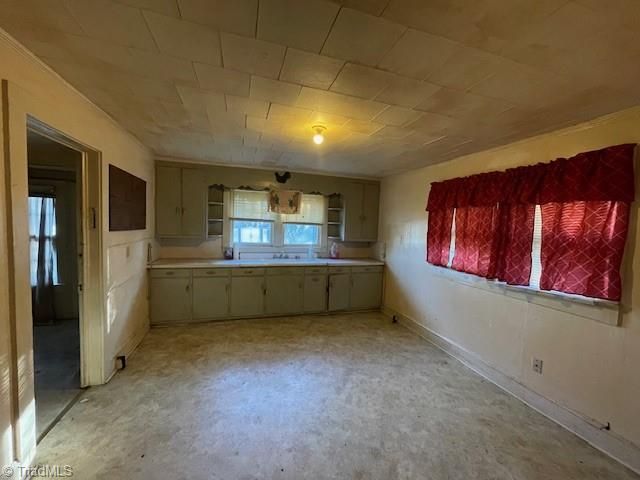 603 Oak Avenue, Lexington, NC 27292
