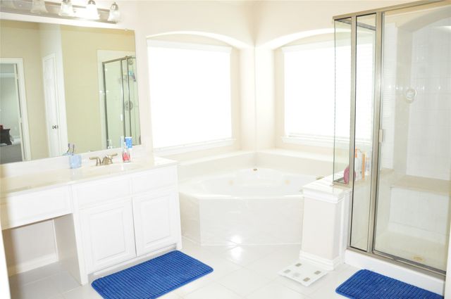 1312 Valley Vista Drive, Irving, TX 75063