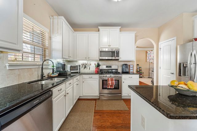7033 Bridgemill Way, Columbus, GA 31904