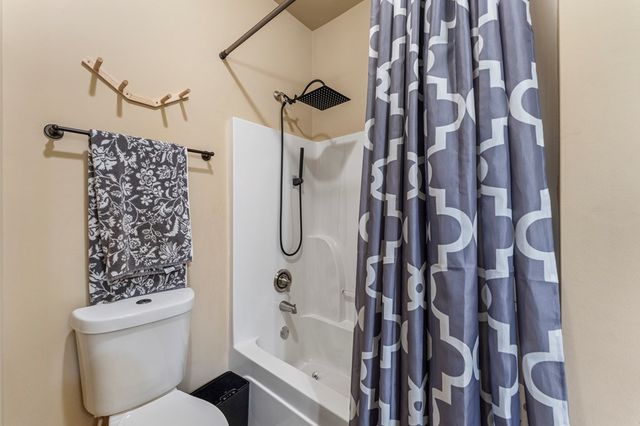 7033 Bridgemill Way, Columbus, GA 31904