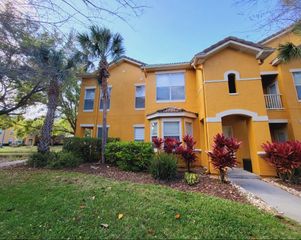 8843 VILLA VIEW CIRCLE 207, Orlando, FL 32821