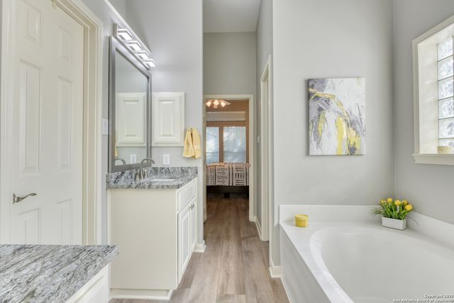 5302 Auburn Knoll, San Antonio, TX 78249