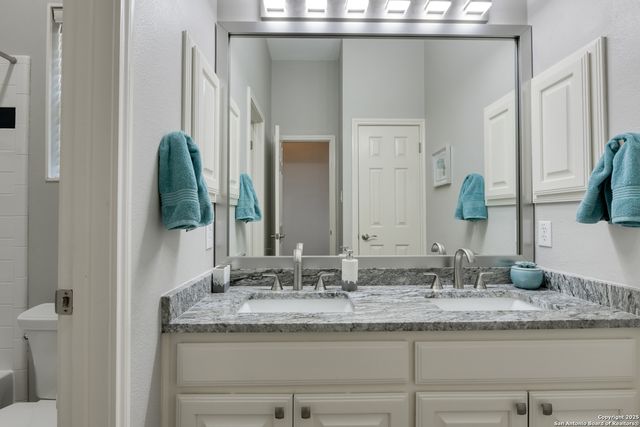 5302 Auburn Knoll, San Antonio, TX 78249