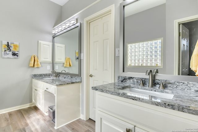 5302 Auburn Knoll, San Antonio, TX 78249