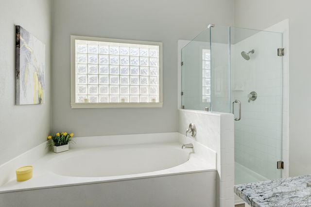 5302 Auburn Knoll, San Antonio, TX 78249