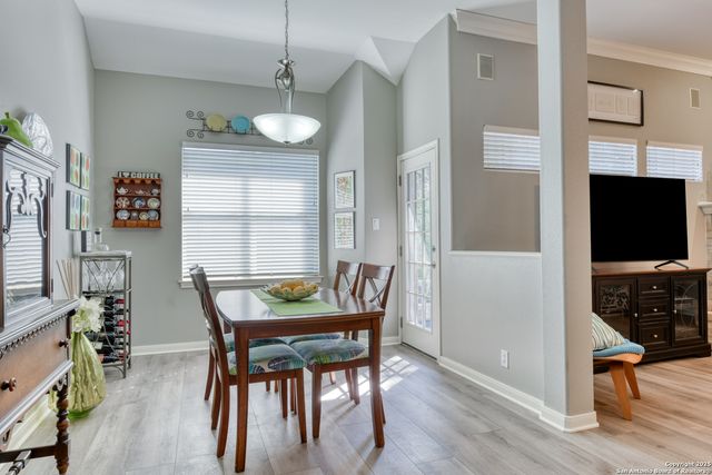 5302 Auburn Knoll, San Antonio, TX 78249