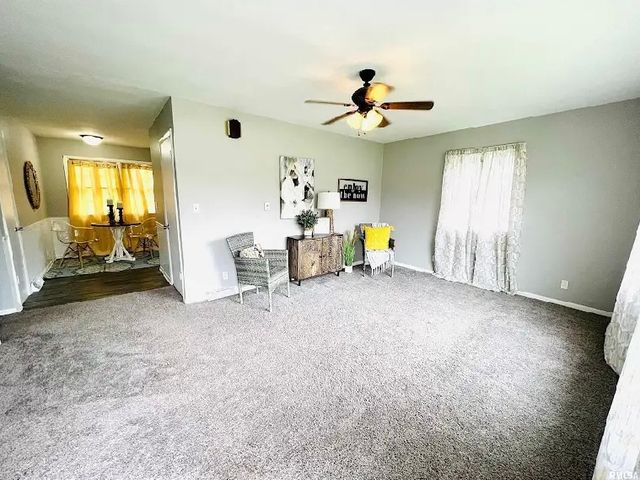 11206 22nd Street, Milan, IL 61264