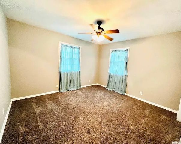 11206 22nd Street, Milan, IL 61264