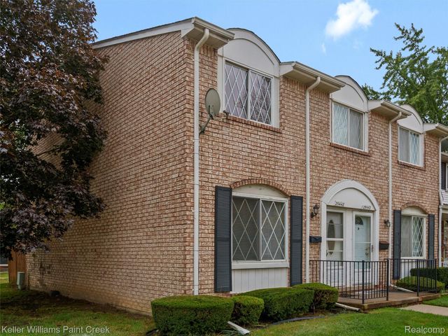 29448 El Dorado Plaza, Warren, MI 48088