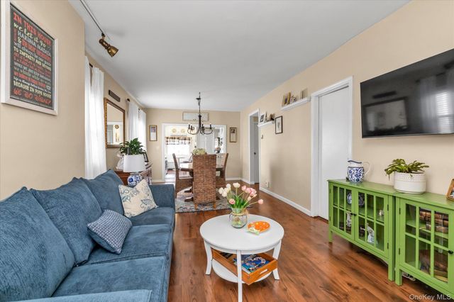 2900 Grand Avenue, Baldwin, NY 11510