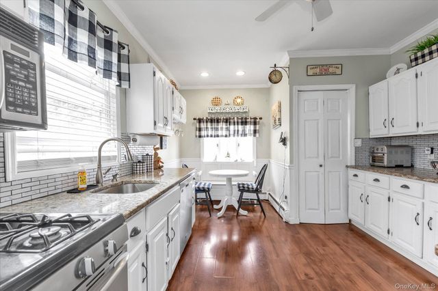 2900 Grand Avenue, Baldwin, NY 11510
