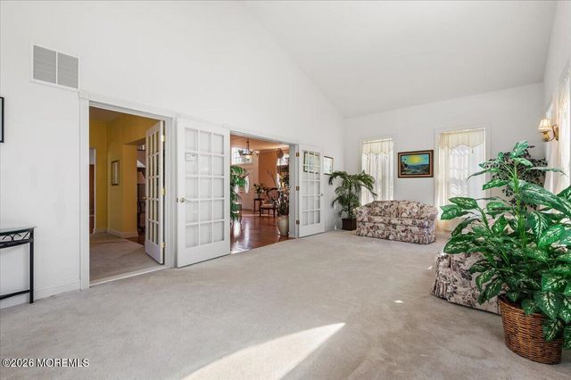 10 Huxley Court, Marlboro, NJ 07746