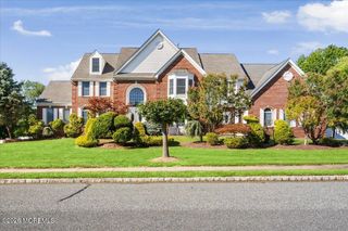 10 Huxley Court, Marlboro, NJ 07746