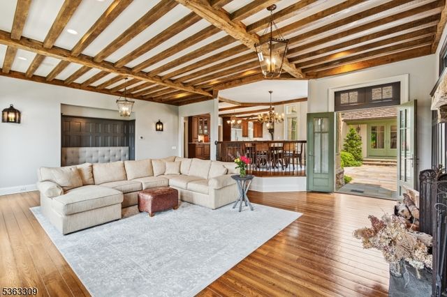 66 Charles Road, Bernardsville Boro, NJ 07924