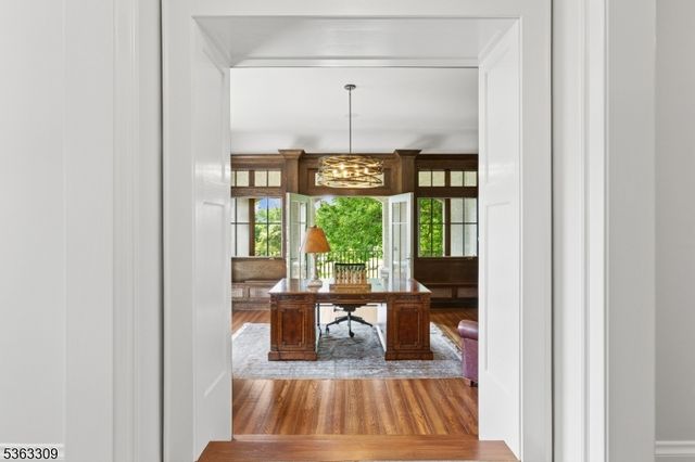 66 Charles Road, Bernardsville Boro, NJ 07924
