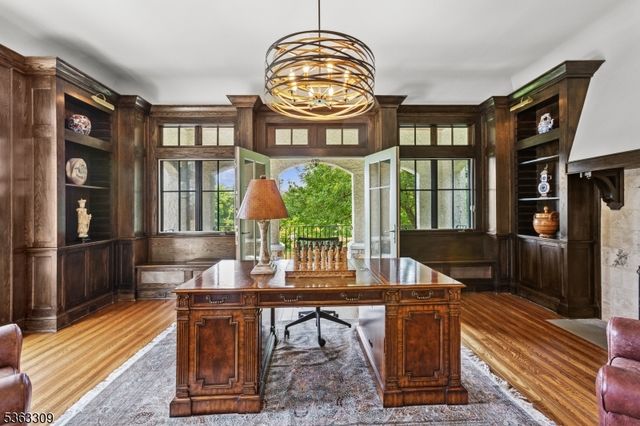 66 Charles Road, Bernardsville Boro, NJ 07924