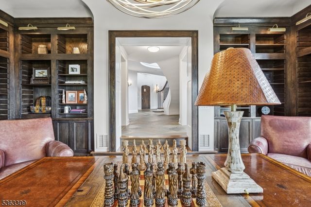 66 Charles Road, Bernardsville Boro, NJ 07924
