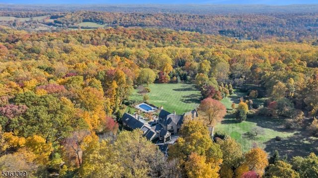 66 Charles Road, Bernardsville Boro, NJ 07924