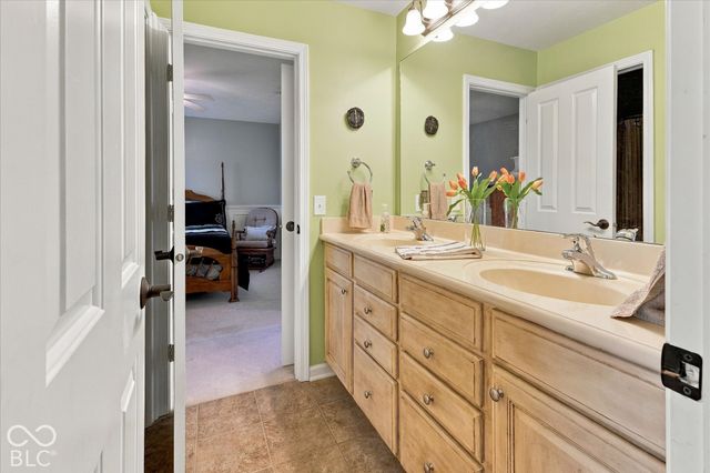 15356 Ackerley Drive, Fishers, IN 46040