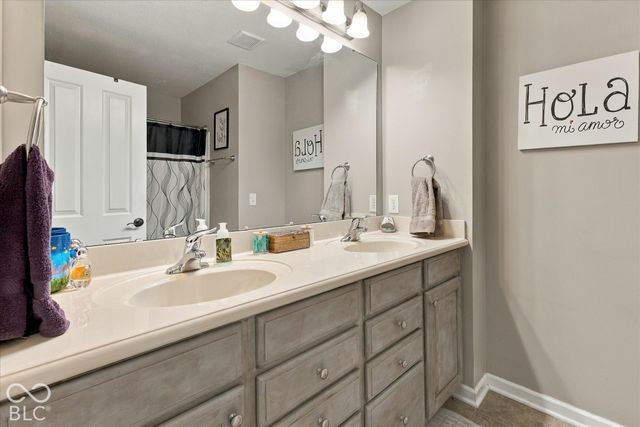 15356 Ackerley Drive, Fishers, IN 46040
