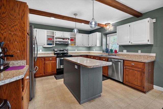 3494 Swansee Ridge, Sun Prairie, WI 53590