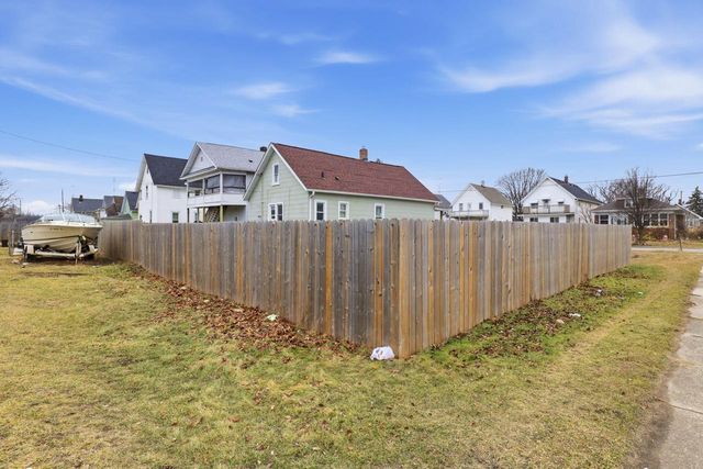 4005 14th AVENUE, Kenosha, WI 53140