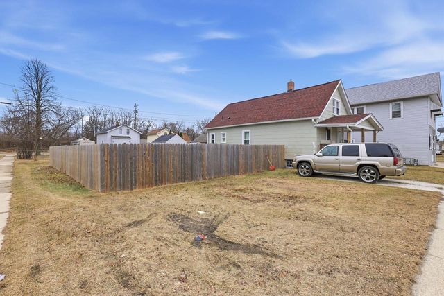 4005 14th AVENUE, Kenosha, WI 53140